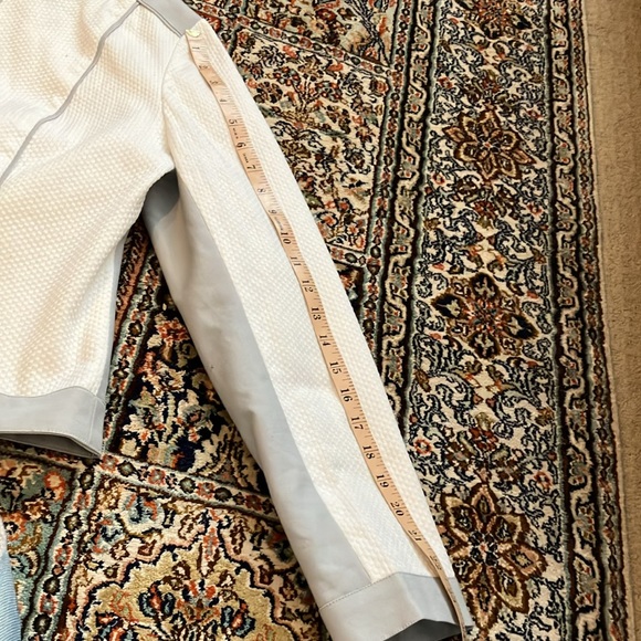 Fabulous Cynthia Rowley white and gray open jacket. Fully lined. - Picture 10 of 12